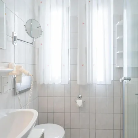 Apartment In A Lakeside Park In With A Balcony Sellin (Rugen)