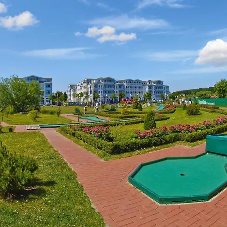 In A Lakeside Park In With A Balcony Apartment Sellin (Rugen)