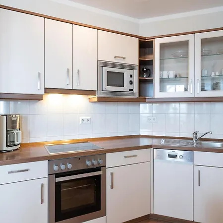Apartment In A Lakeside Park In With A Balcony *