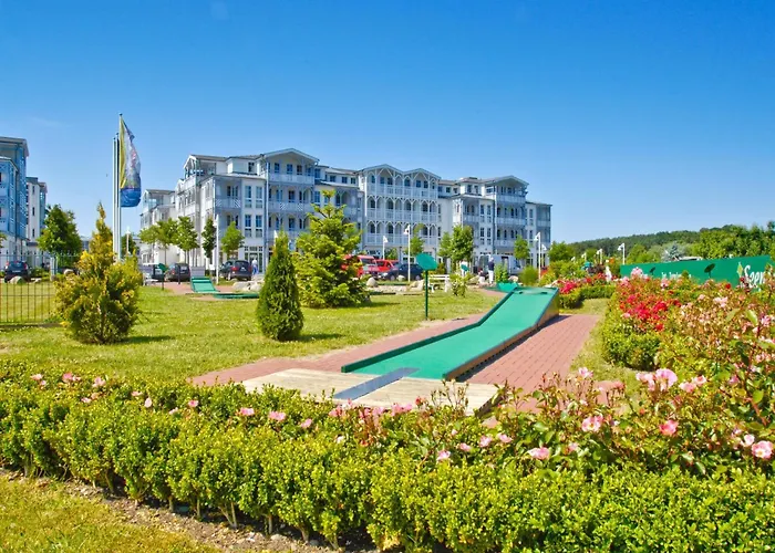 In A Lakeside Park In With A Balcony Apartment Sellin (Rugen)